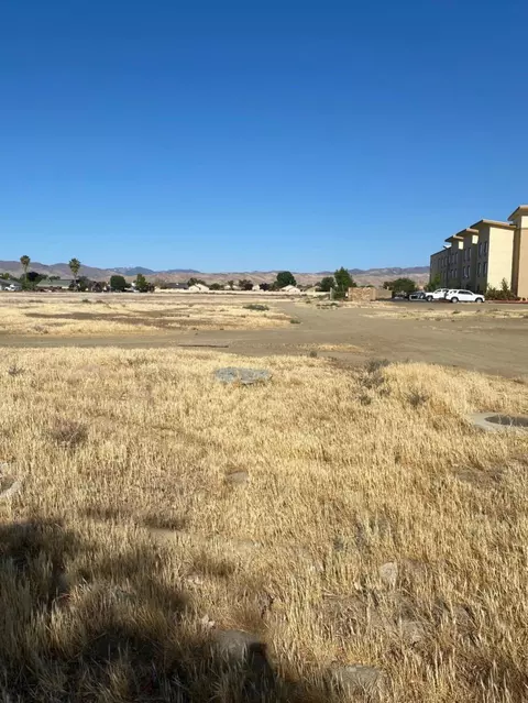 4 Willow Spgs, Coalinga, CA 93210 photo 15
