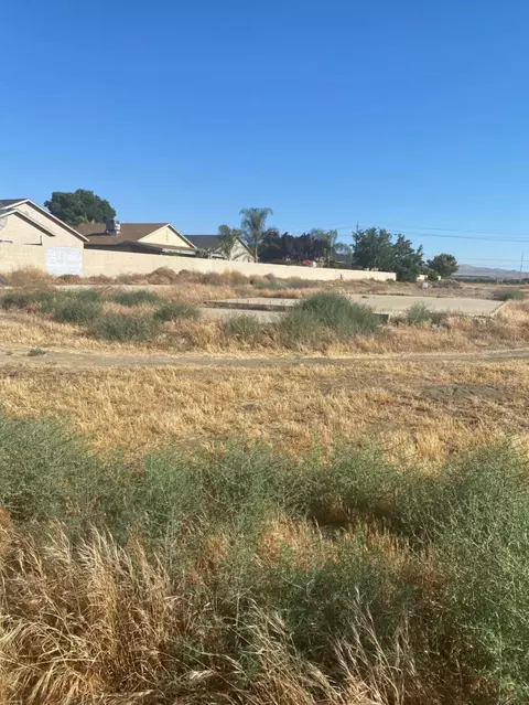 4 Willow Spgs, Coalinga, CA 93210