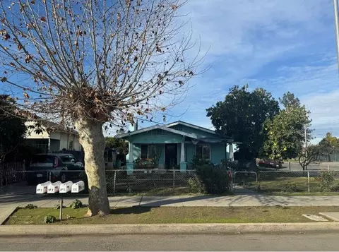 832 N D St, Madera, CA 93638