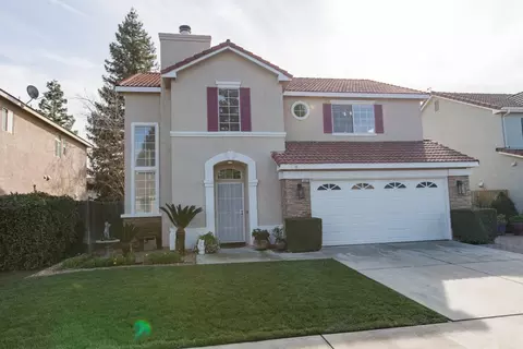 1870 Lawrence Ave, Clovis, CA 93611