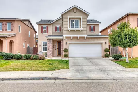 7367 E Ramona Way, Fresno, CA 93737