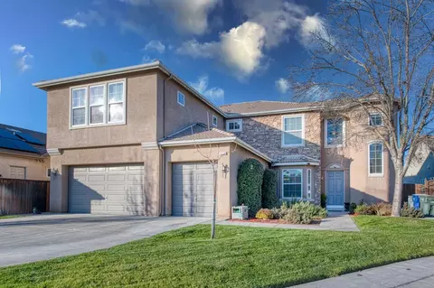 6028 W Los Altos Ave, Fresno, CA 93722