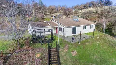 29211 Larkspur Rd, Tollhouse, CA 93667
