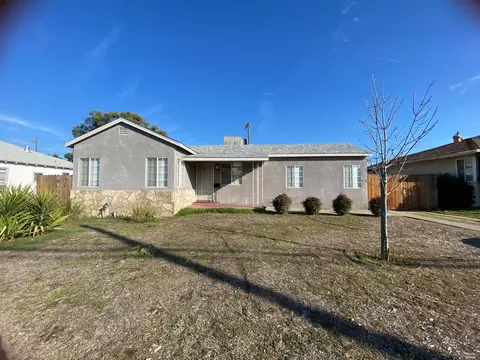 1566 N Fruit Ave, Fresno, CA 93728
