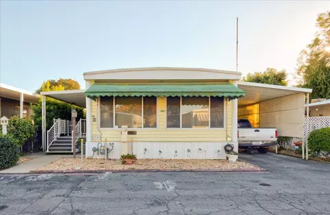 1272 Villa Ave #SPC 56, Clovis, CA 93612