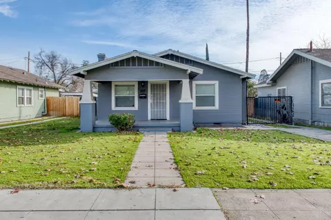 922 N Arthur Ave, Fresno, CA 93728