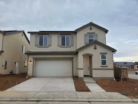 1157 Blue Oak Ln W, Madera, CA 93636