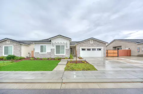 20117 Pescara Ln, Friant, CA 93626