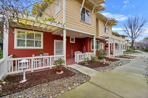 2658 E Alluvial Ave #101, Fresno, CA 93720