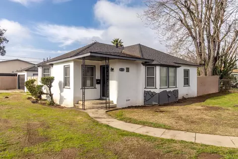 4136 E White Ave, Fresno, CA 93702