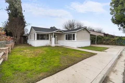 140 E Babcock Ave, Visalia, CA 93291