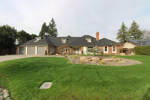 7189 N Gentry Ave, Fresno, CA 93711