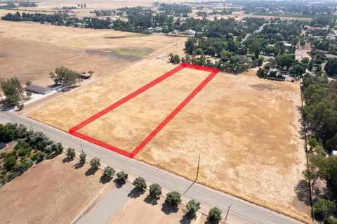 0 Mccall Ave, Clovis, CA 93619
