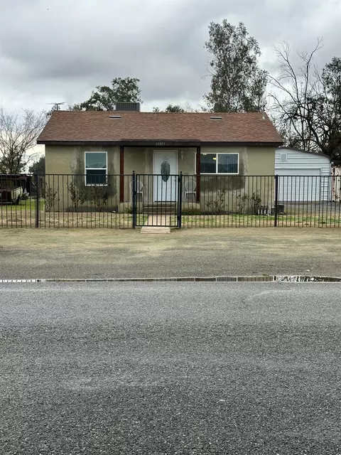 13597 S Marks Ave, Caruthers, CA 93609