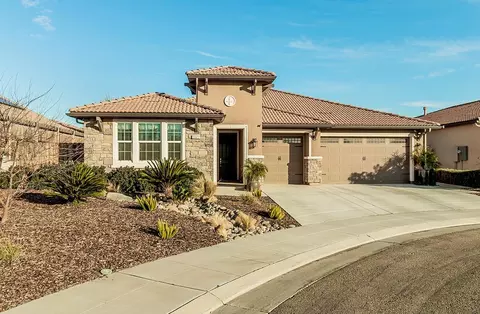 3527 Junipero Ave, Clovis, CA 93619