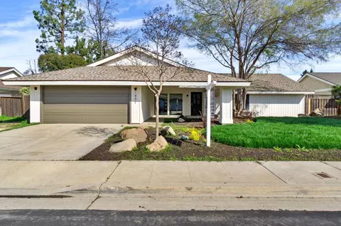 1851 San Gabriel Ave, Clovis, CA 93611