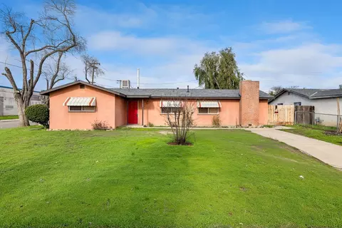 108 E Warner Ave, Fresno, CA 93710