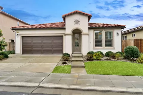 6181 E Homan Ave, Fresno, CA 93727