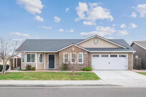 638 S Pearwood Ave, Fresno, CA 93727