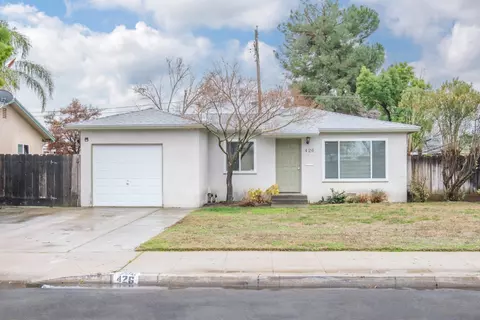 426 Dennis Dr, Clovis, CA 93612