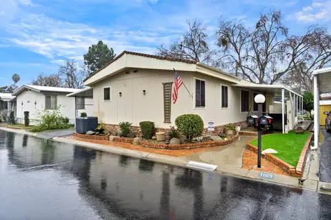 2706 W Ashlan #181, Fresno, CA 93705