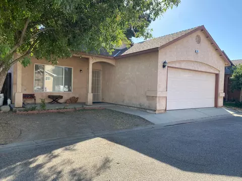 1915 Carnation Ct, Corcoran, CA 93212