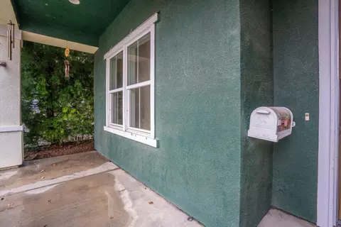 670 Hagerman Peak Dr, Newman, CA 95360