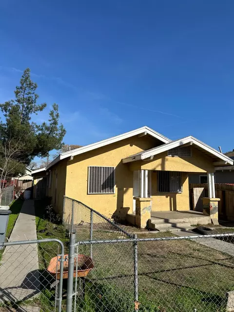 3137 E Townsend Ave #101, Fresno, CA 93702