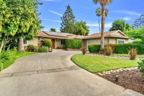 148 W Keats Ave, Fresno, CA 93704