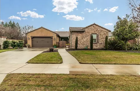 3288 Beverly, Clovis, CA 93619