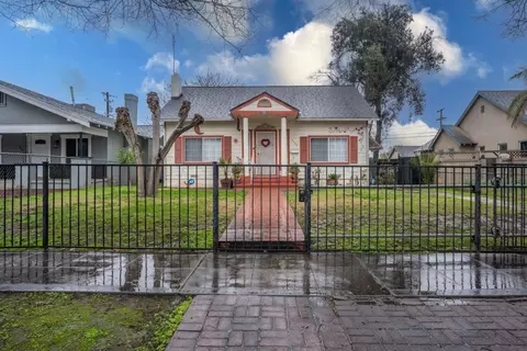 3153 E Grant Ave, Fresno, CA 93702