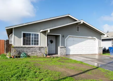 1430 Taylor St, Madera, CA 93638