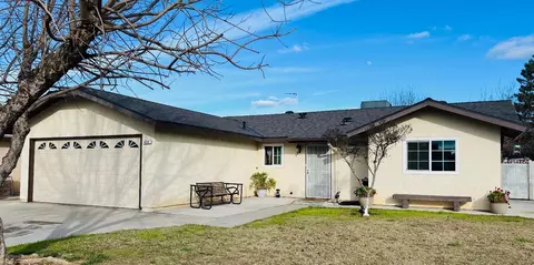 434 Faller Ave, Sanger, CA 93657