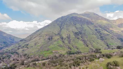 33220 E Kings Canyon Rd, Squaw Valley, CA 93675