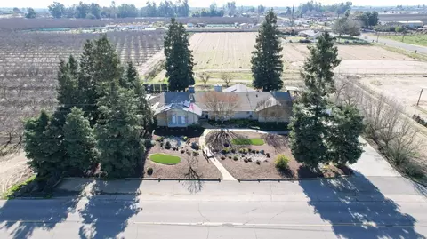 3055 E Lincoln Ave, Fresno, CA 93725