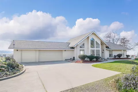 40199 Powder Horn Ln, Coarsegold, CA 93614