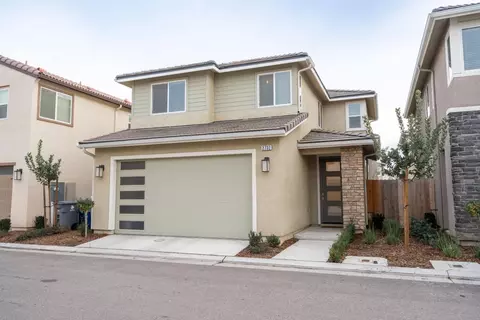 3732 Graystoke Way, Clovis, CA 93619