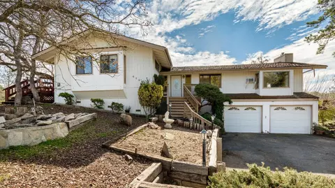 42650 Long Hollow Dr, Coarsegold, CA 93614