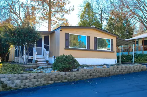39678 Fresno Flats Road 425b #6, Oakhurst, CA 93644