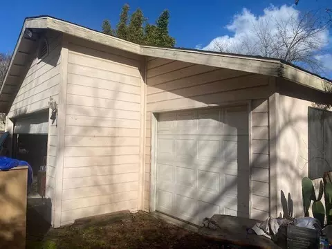 4230 N Arthur Ave, Fresno, CA 93705