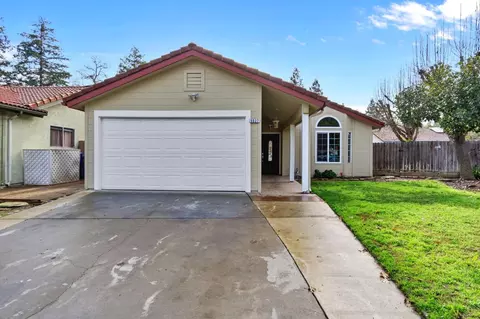 5527 W Ellery Ave, Fresno, CA 93722