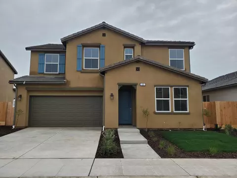 523 Talus Way S, Madera, CA 93636
