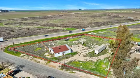 1 Highway 41, Stratford, CA 93266
