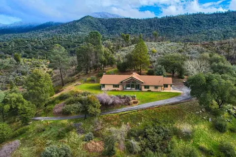 2210 Harris Rd, Mariposa, CA 95338