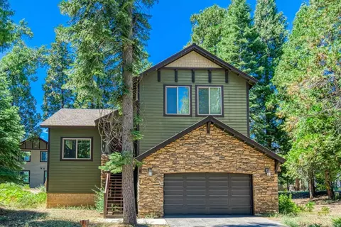 39597 Sunrock Ln, Shaver Lake, CA 93664