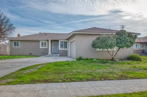 3532 E Ashcroft Ave, Fresno, CA 93726