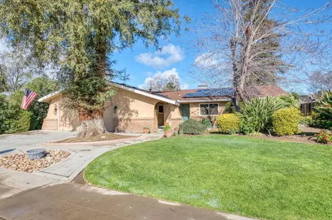1073 Menlo Ave, Clovis, CA 93612