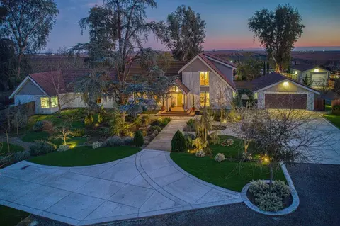 12244 S Villa Ave, Fresno, CA 93725