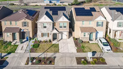 137 Shafer Ave, Merced, CA 95348