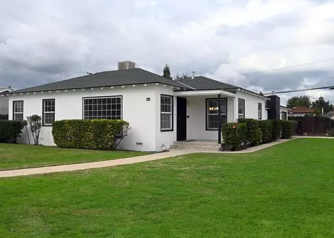 2202 9th St, Sanger, CA 93657